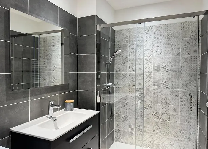 Plein Centre Bel 3pieces De 70m2 Pour 6 Pers コテレ