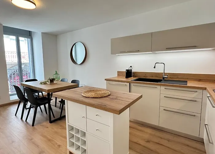 Plein Centre Bel 3pieces De 70m2 Pour 6 Pers コテレ